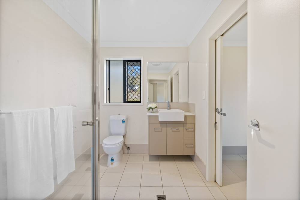48 Staples Road, WOOLOOGA, QLD 4570