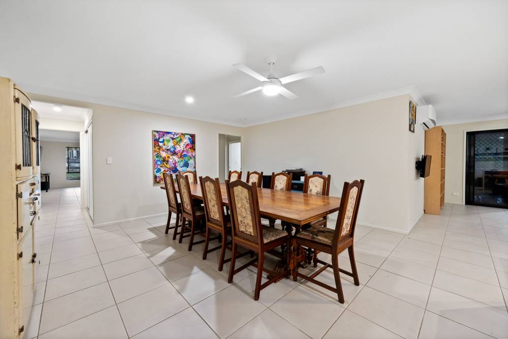 48 Staples Road, WOOLOOGA, QLD 4570
