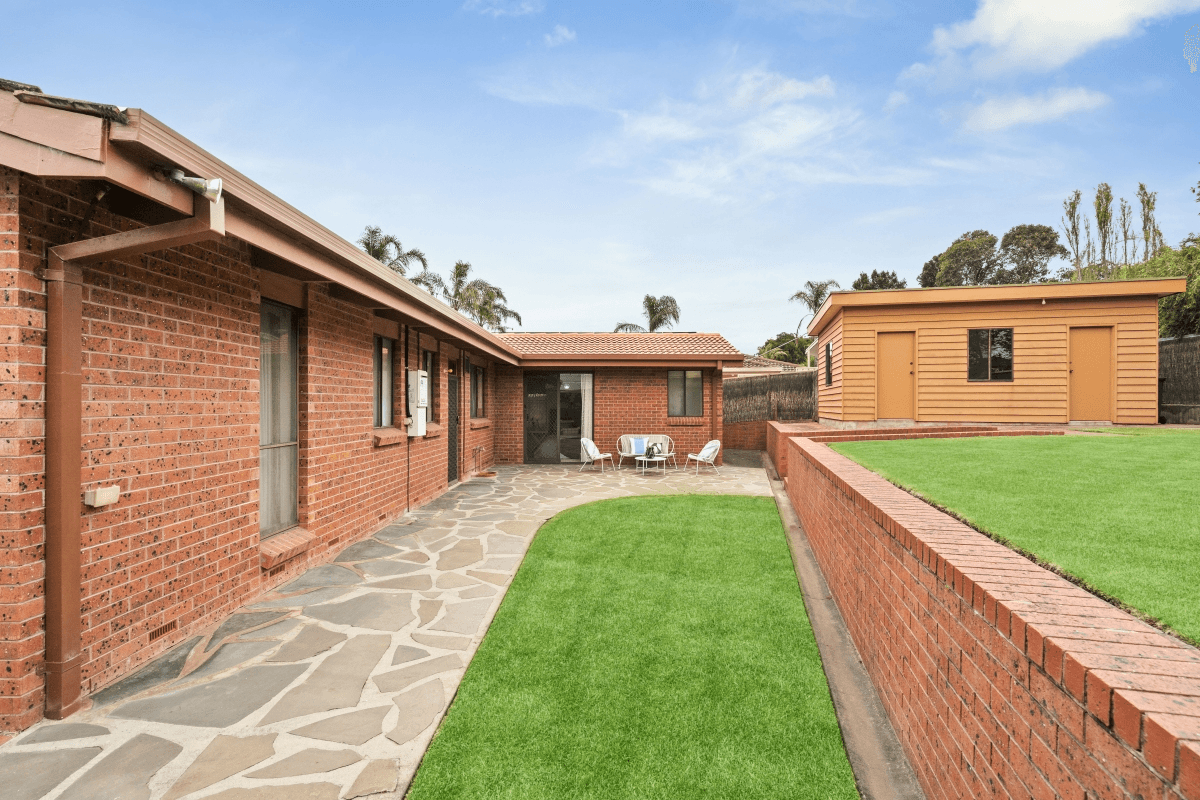 19 Fairlie Drive, FLAGSTAFF HILL, SA 5159