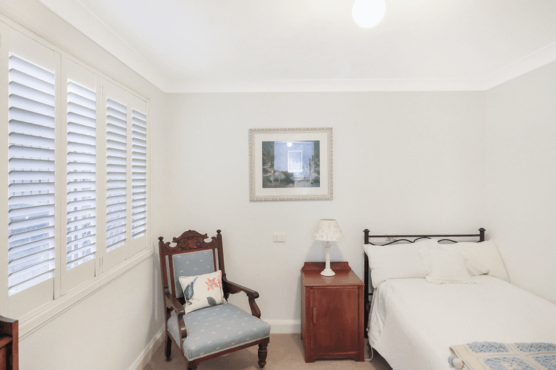 108 Coleman Street, Turvey Park, NSW 2650