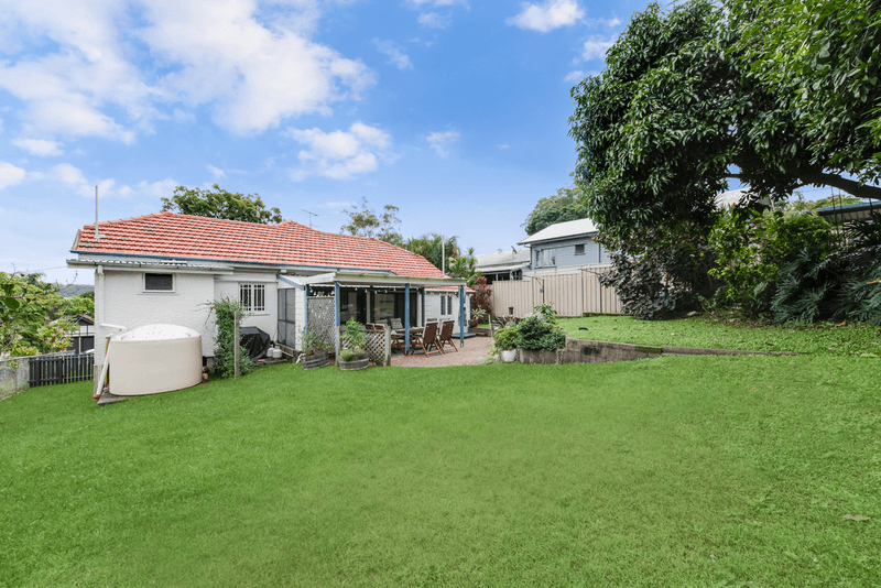 48 Wilbur Street, HOLLAND PARK, QLD 4121