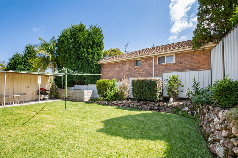 12 Dulungra Avenue, BELMONT NORTH, NSW 2280