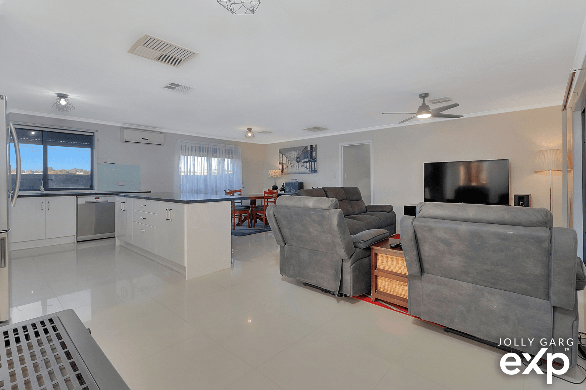 19 Kulkyne Way, Port Noarlunga, SA 5167