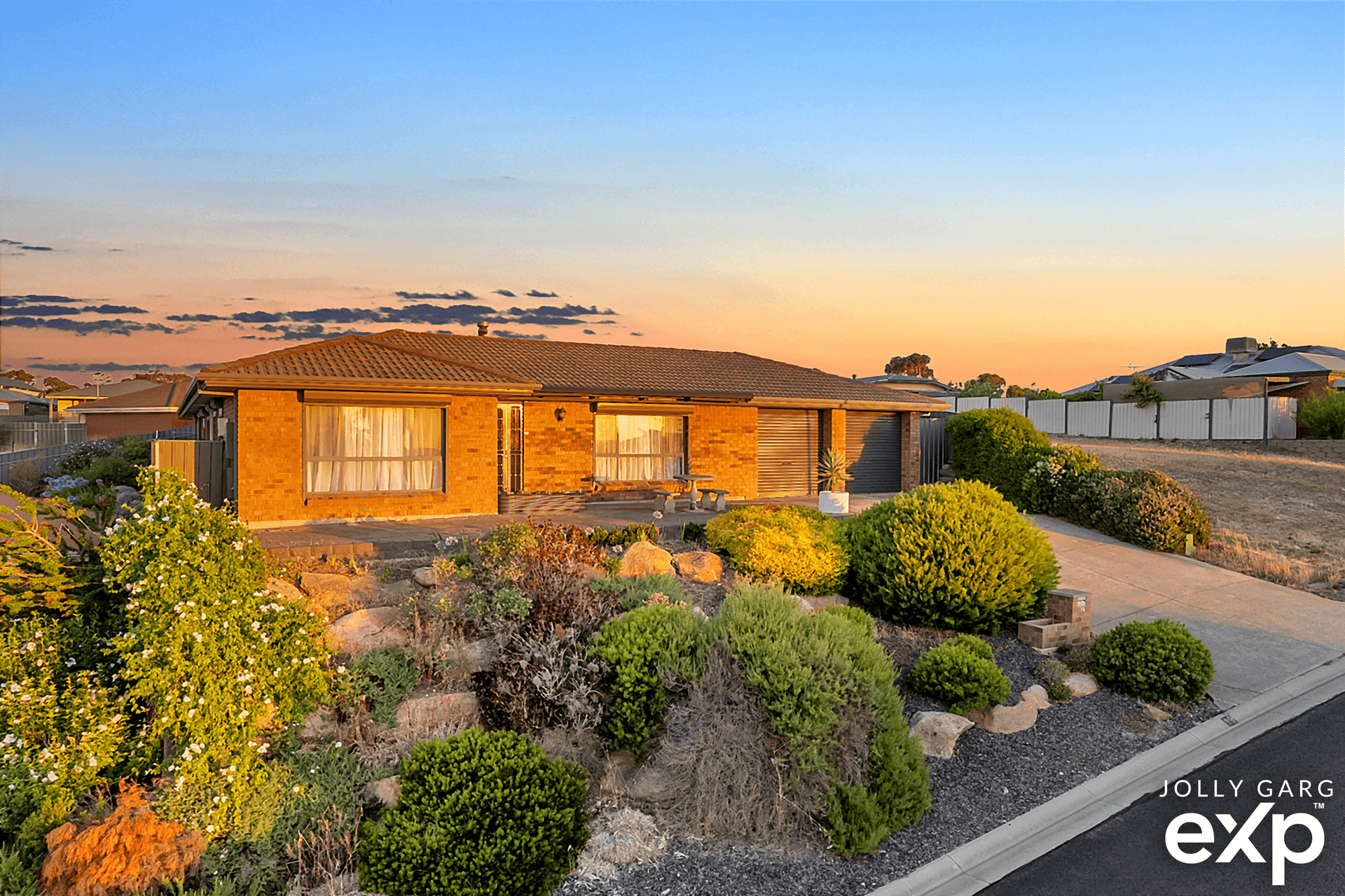 19 Kulkyne Way, Port Noarlunga, SA 5167