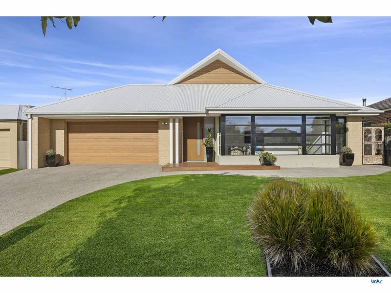 24 Pacific Drive Torquay VIC 3228 Realty com au 24 Pacific Drive Torquay VIC 3228 Realty com au