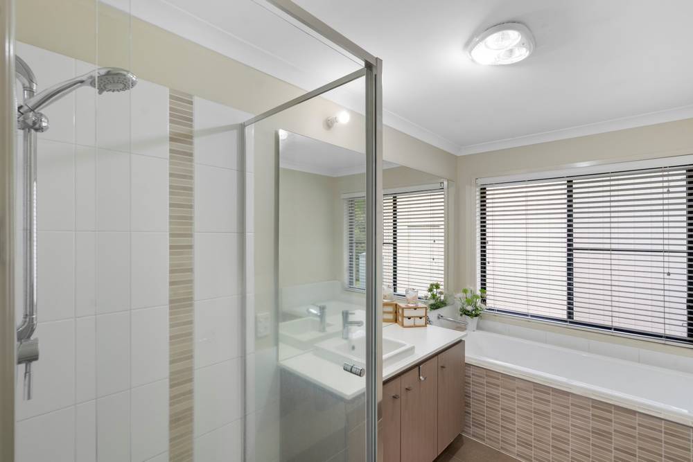 10 Merlot Place, PINE MOUNTAIN, QLD 4306