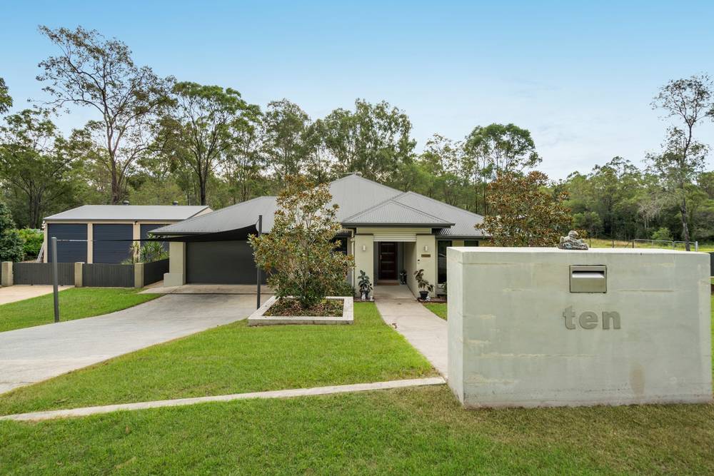 10 Merlot Place, PINE MOUNTAIN, QLD 4306