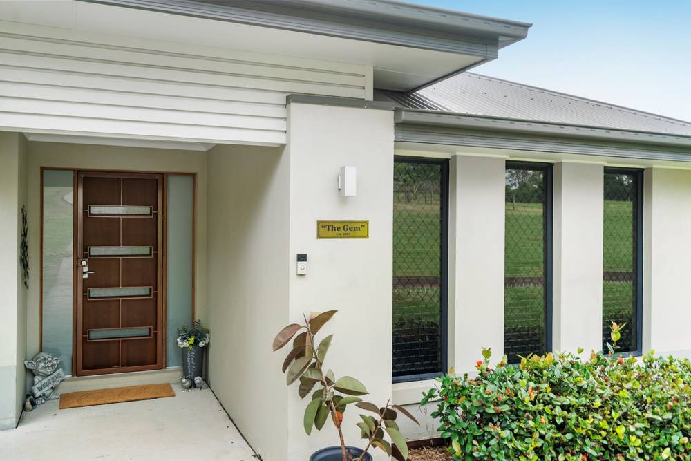 10 Merlot Place, PINE MOUNTAIN, QLD 4306