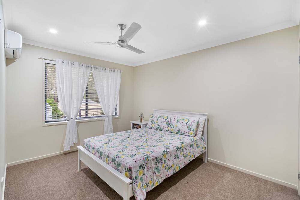 10 Merlot Place, PINE MOUNTAIN, QLD 4306