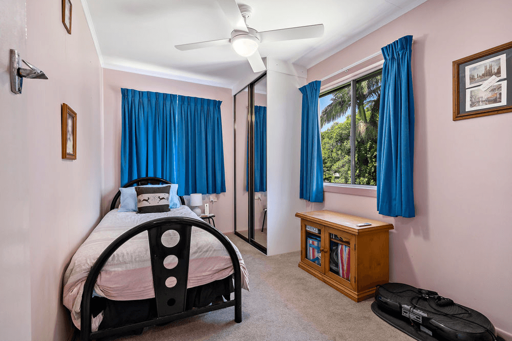 92 Hercules Street, KIPPA-RING, QLD 4021