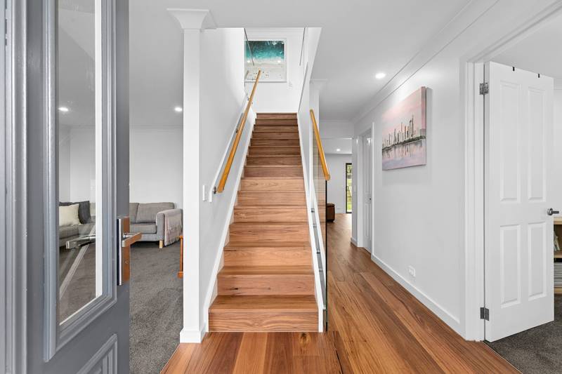 13 Victory Way, Highton, VIC 3216