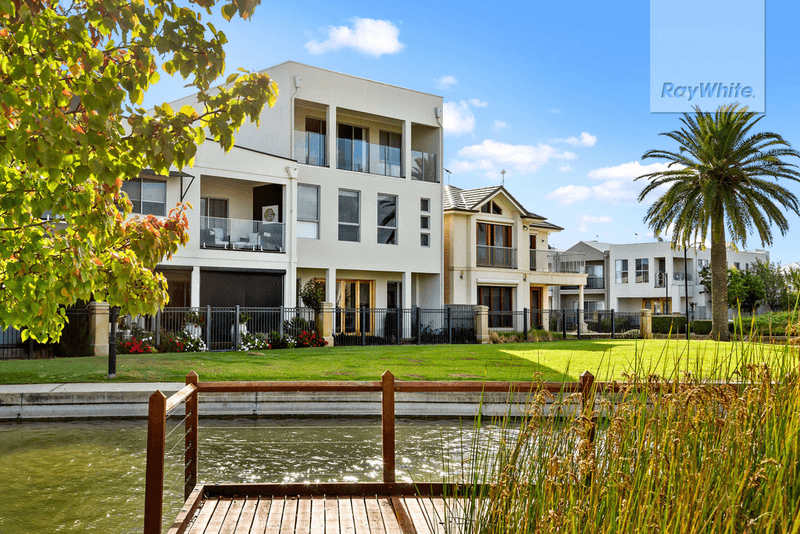 35  Santorini Walk, MAWSON LAKES, SA 5095