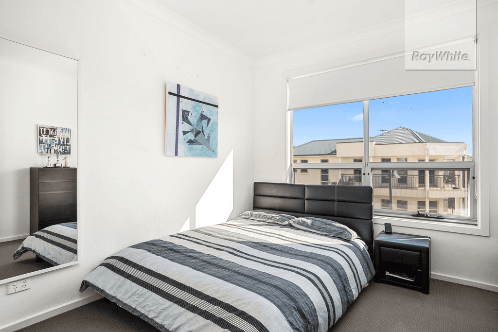 35  Santorini Walk, MAWSON LAKES, SA 5095