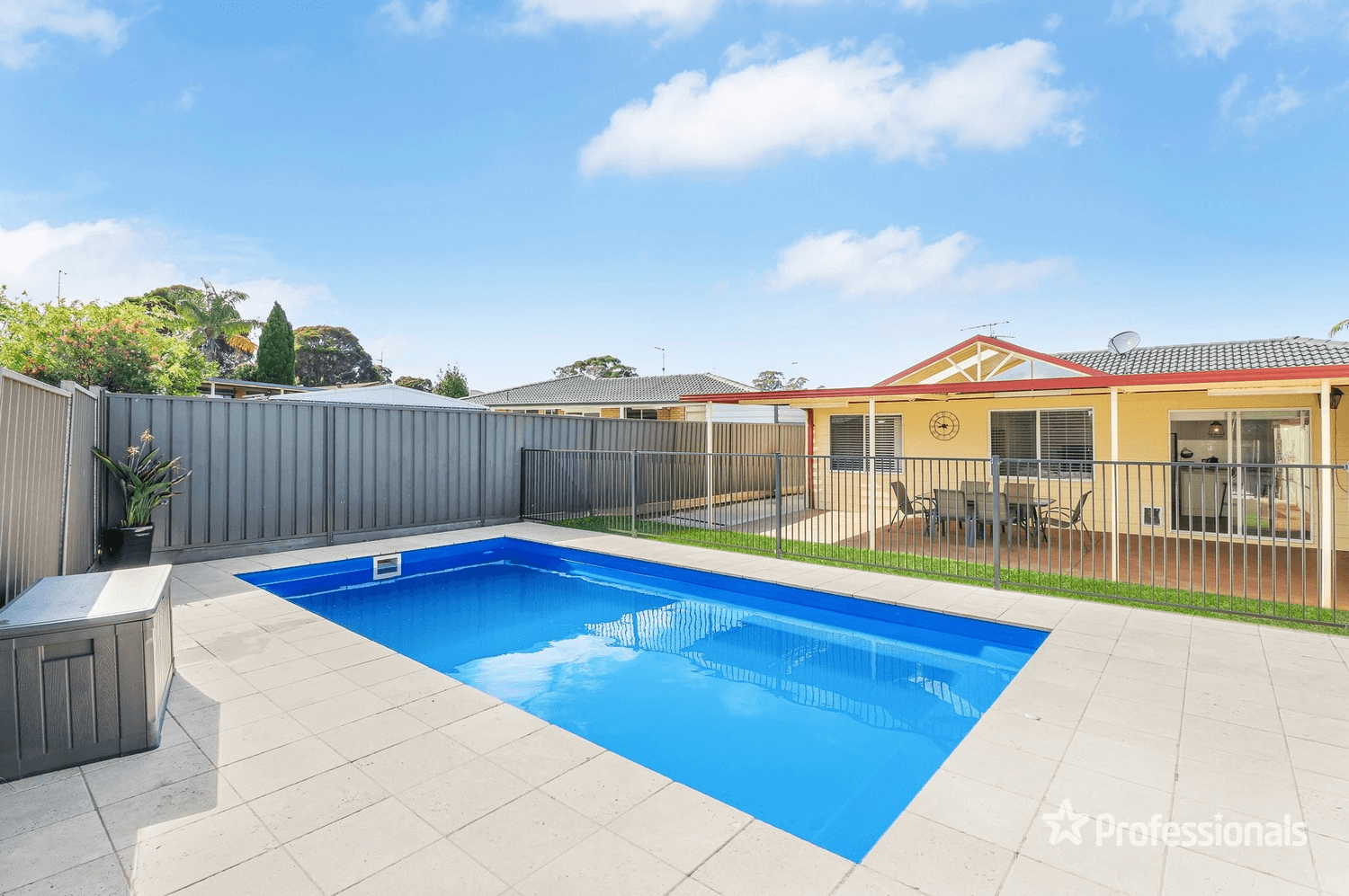 5 Lyrebird Crescent, St Clair, NSW 2759