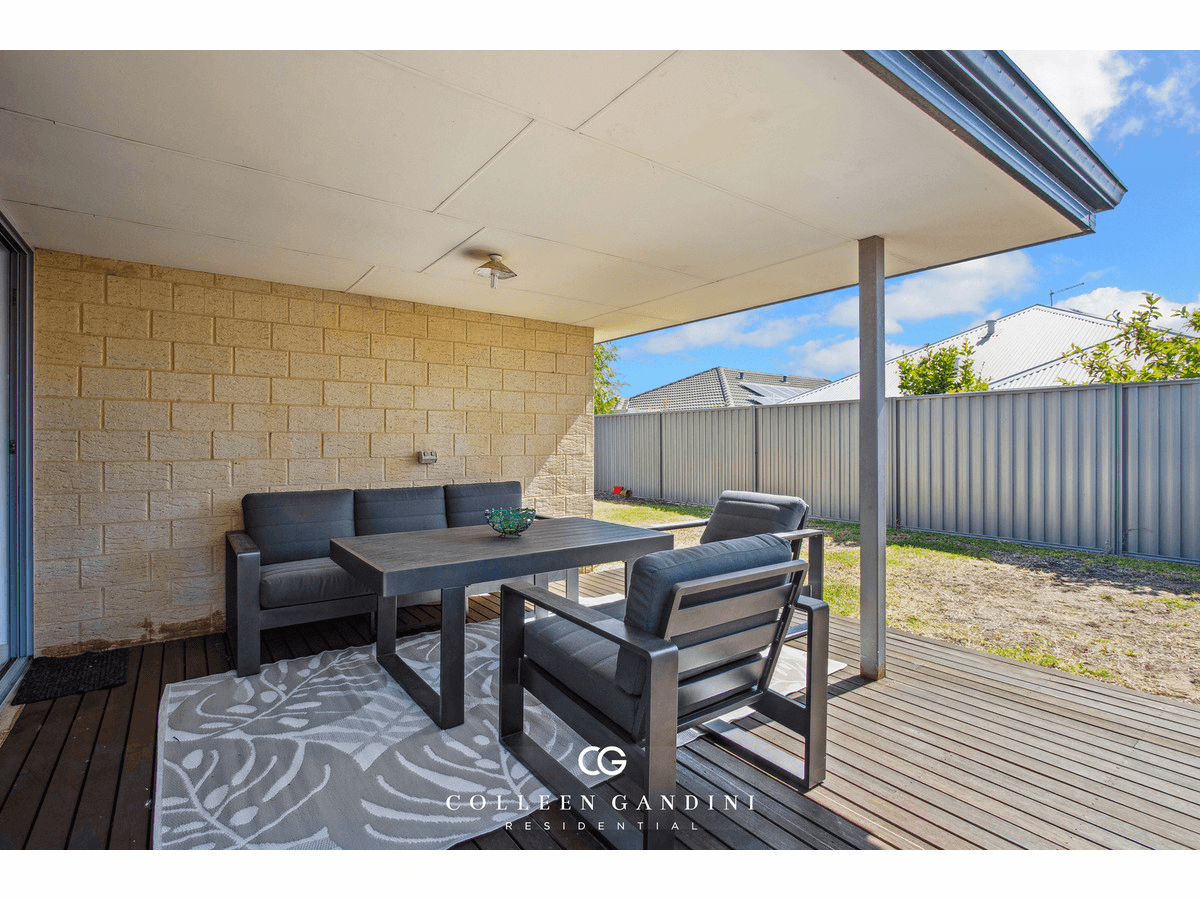 43 Rothery Loop, Piara Waters, WA 6112