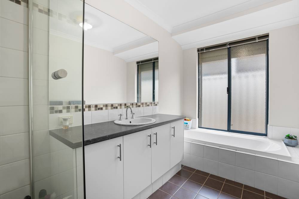 50 Kumarina Drive, SECRET HARBOUR, WA 6173