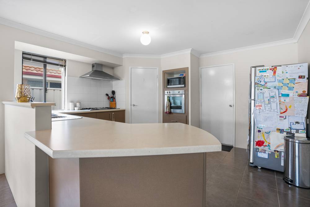 50 Kumarina Drive, SECRET HARBOUR, WA 6173