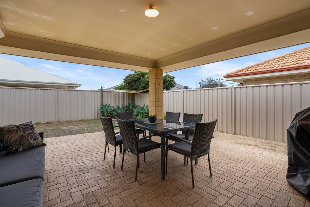 50 Kumarina Drive, SECRET HARBOUR, WA 6173