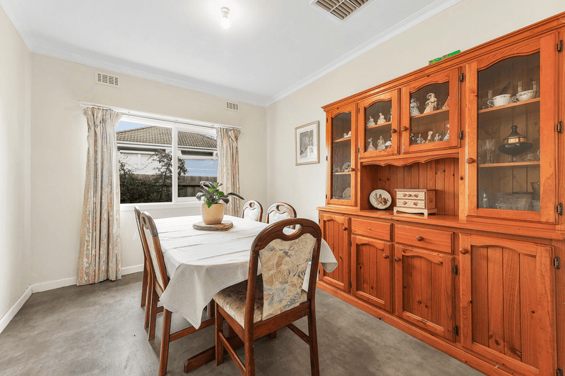 1 Halley Road, FERNTREE GULLY, VIC 3156