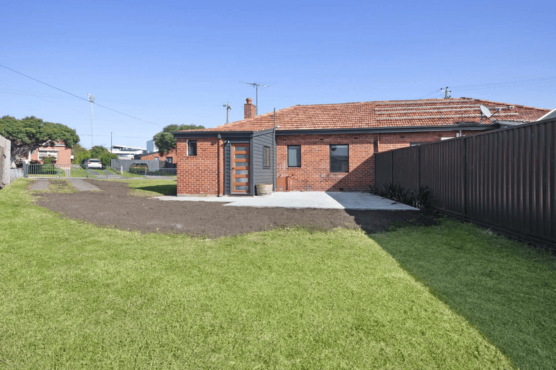 22 Pattison Avenue, North Geelong, VIC 3215