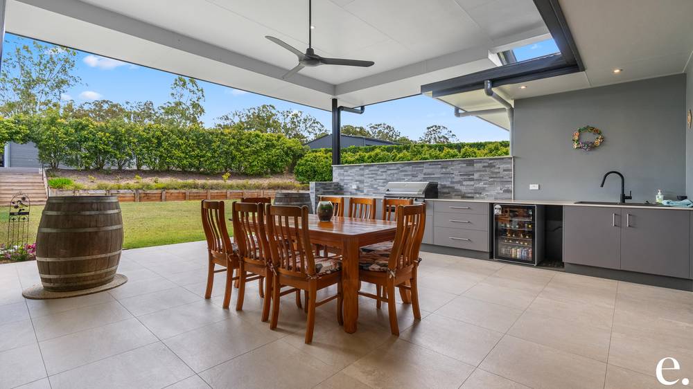 120 Rankine Drive, TOLGA, QLD 4882