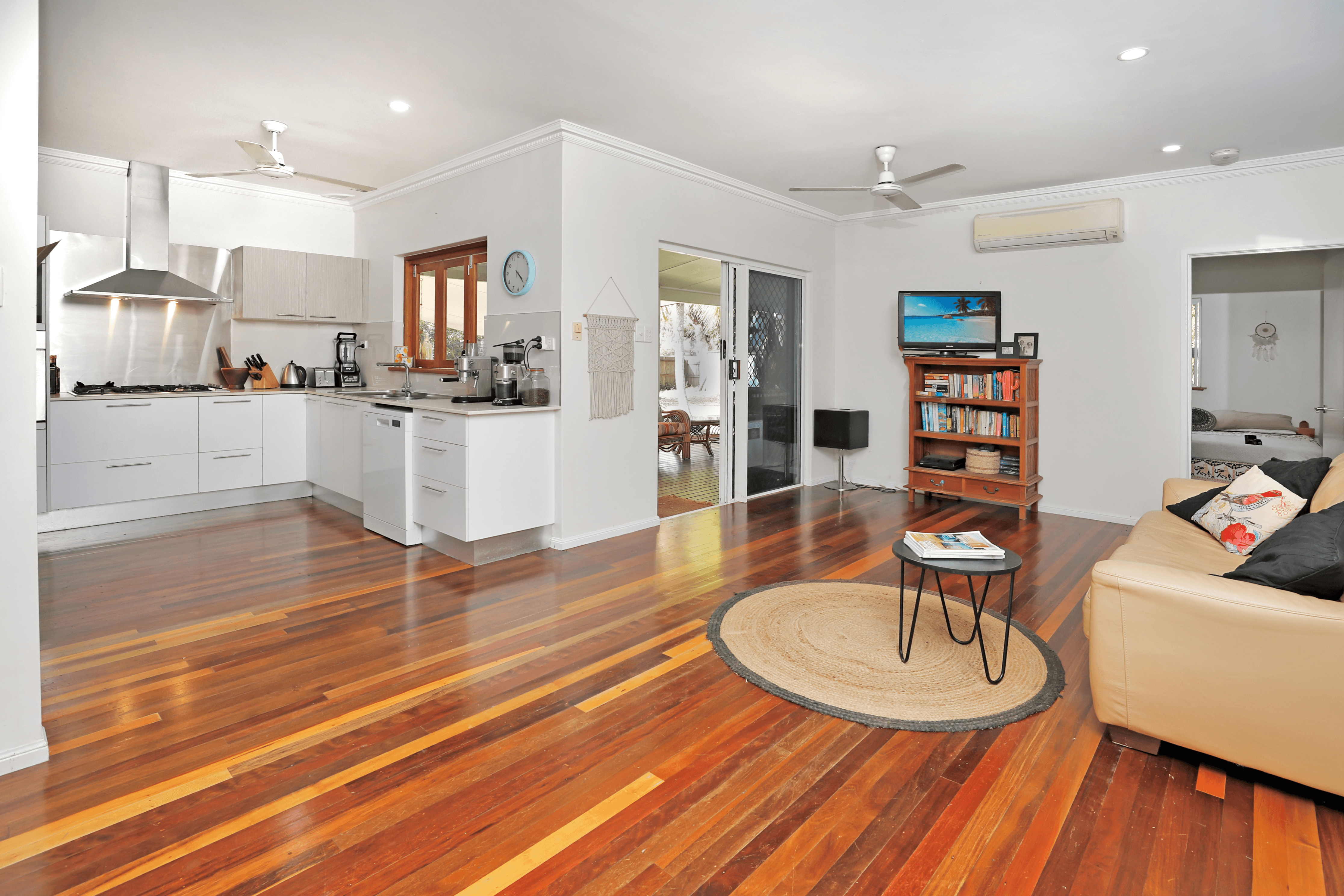 12 Cairnwell St, Smithfield, QLD 4878