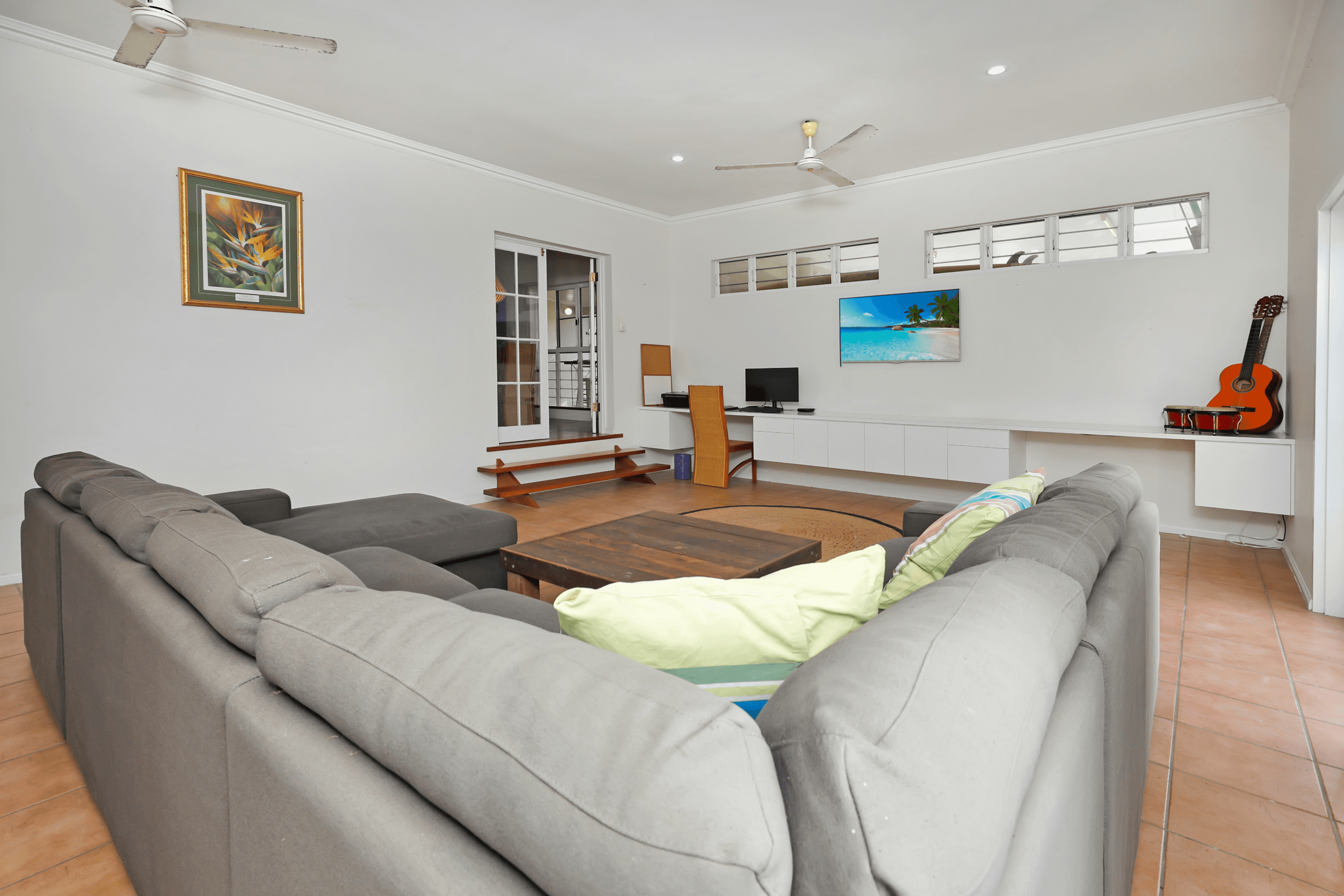 12 Cairnwell St, Smithfield, QLD 4878