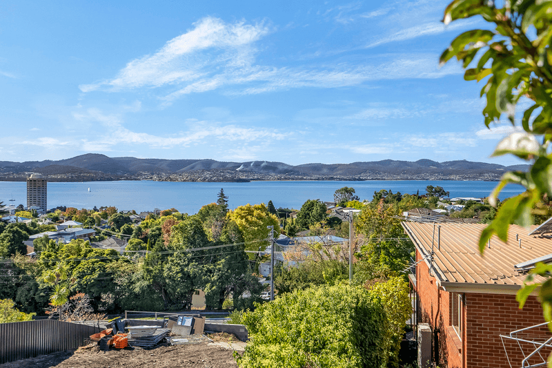 224 Churchill Avenue, Sandy Bay, TAS 7005