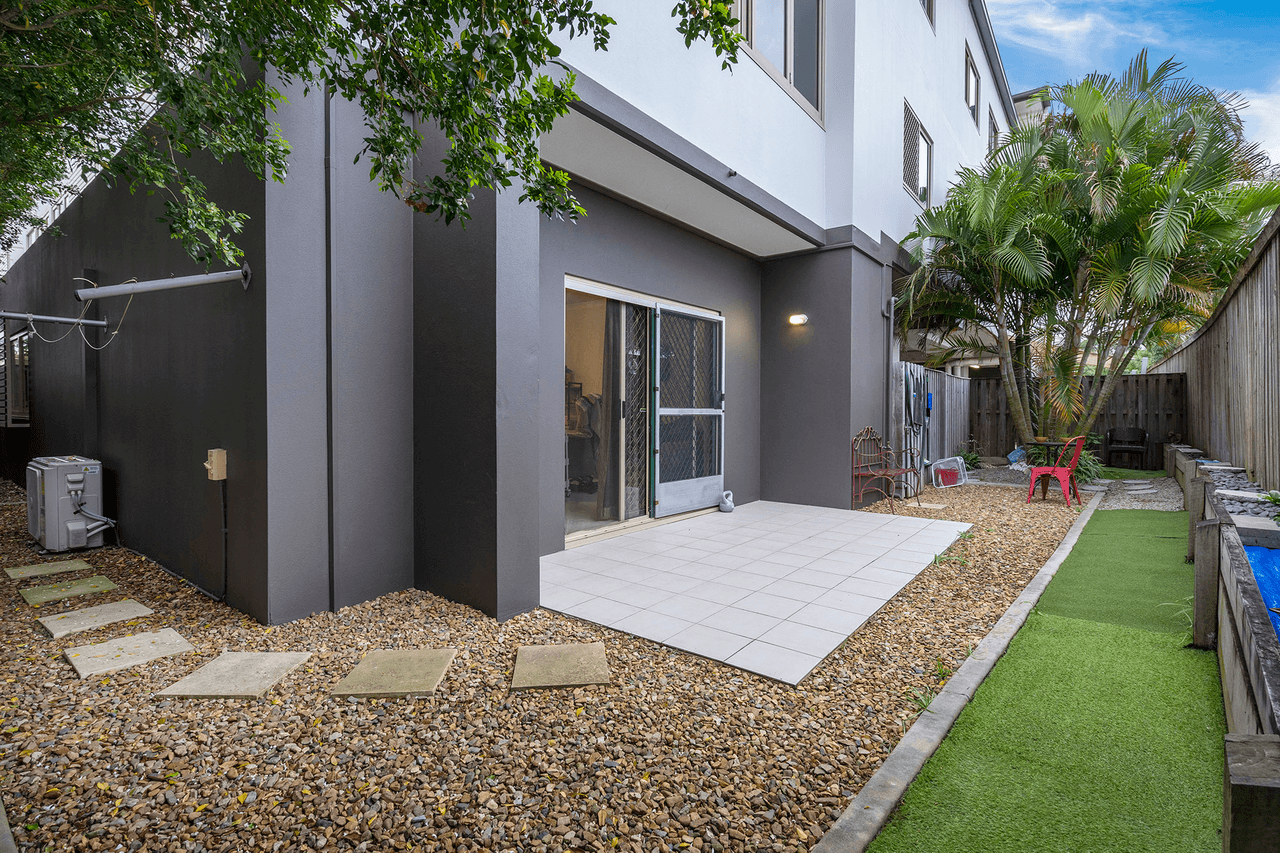 2/12-14 Hawthorne Street, BEENLEIGH, QLD 4207