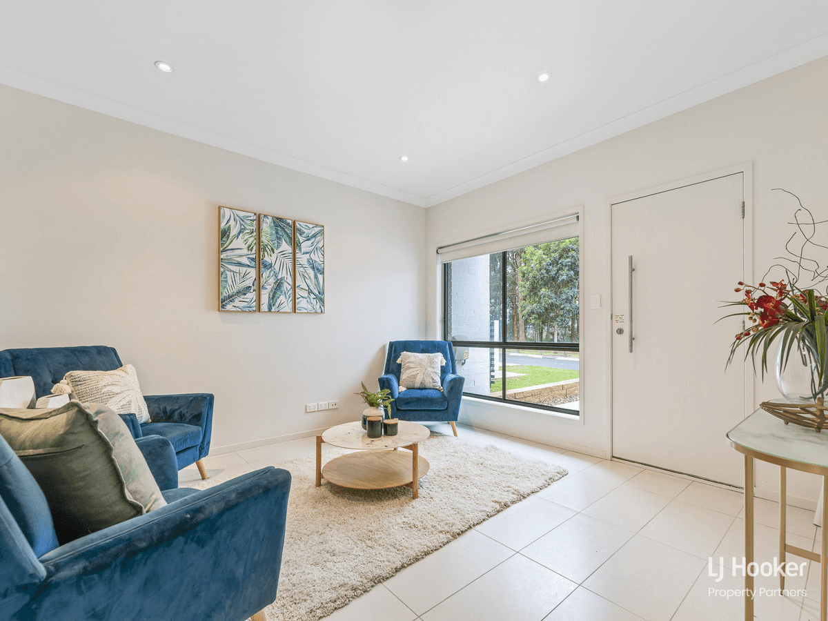 71/37 Slobodian Avenue, EIGHT MILE PLAINS, QLD 4113