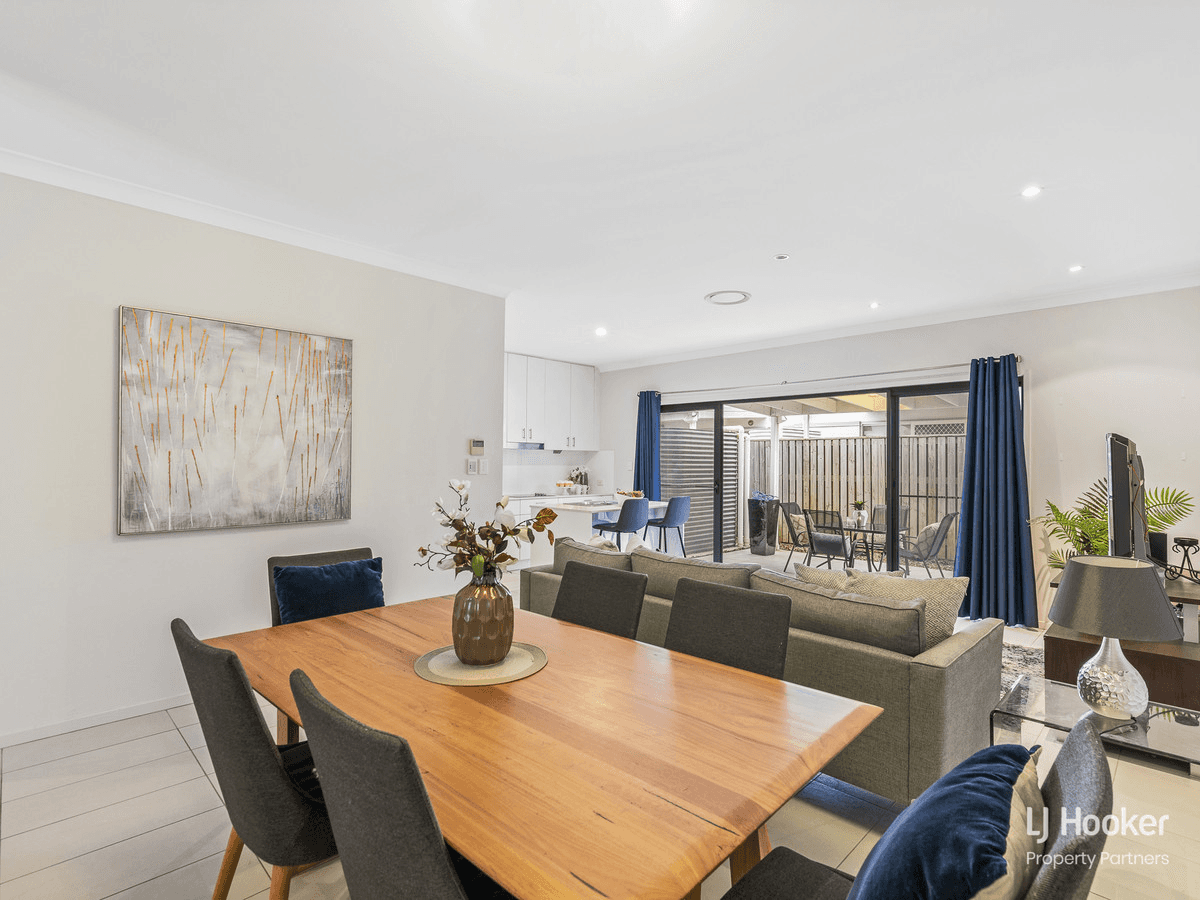 71/37 Slobodian Avenue, EIGHT MILE PLAINS, QLD 4113