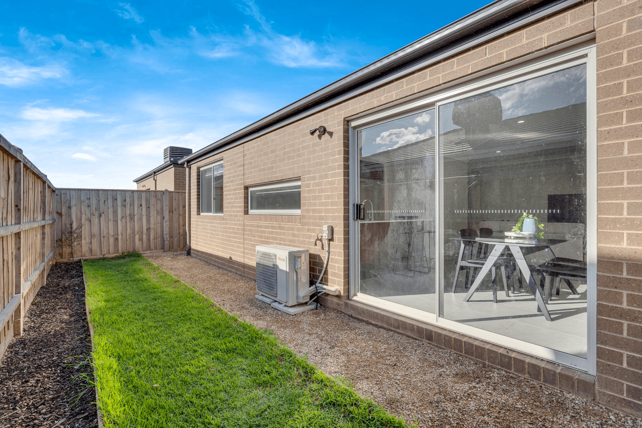 3 Oakham Street, Donnybrook, VIC 3064