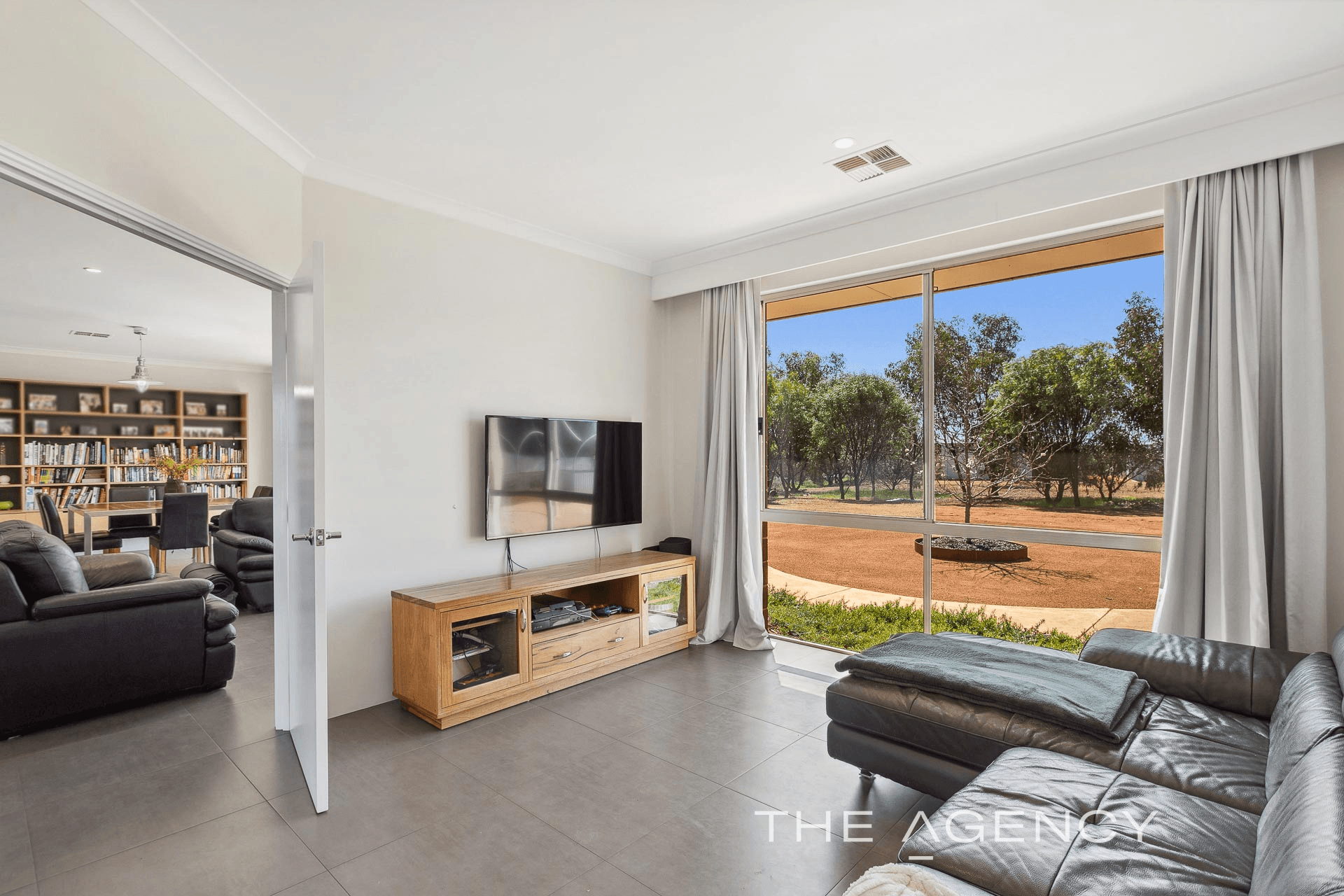 375 Christmas Road, Muluckine, WA 6401