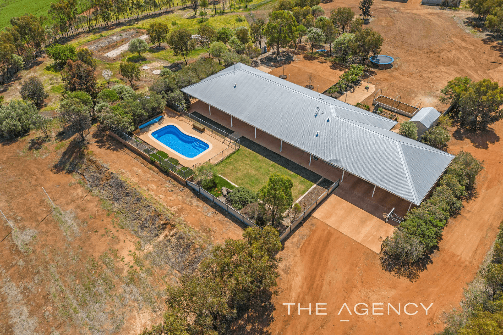 375 Christmas Road, Muluckine, WA 6401