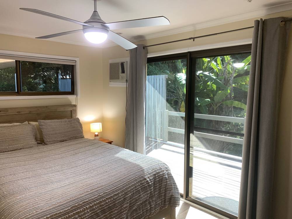 3-5 Eprapah Street, Coochiemudlo Island, QLD 4184