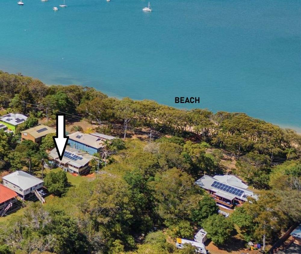 3-5 Eprapah Street, Coochiemudlo Island, QLD 4184