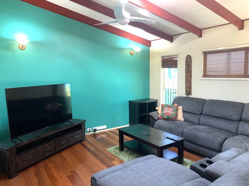 3-5 Eprapah Street, Coochiemudlo Island, QLD 4184