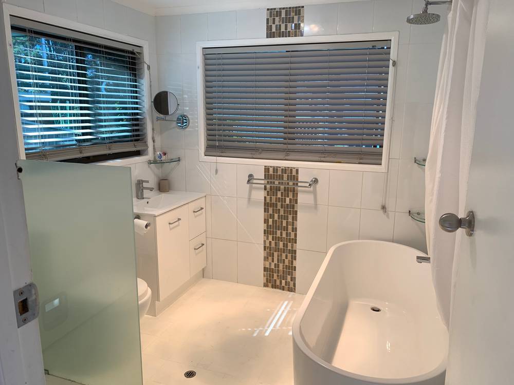 3-5 Eprapah Street, Coochiemudlo Island, QLD 4184