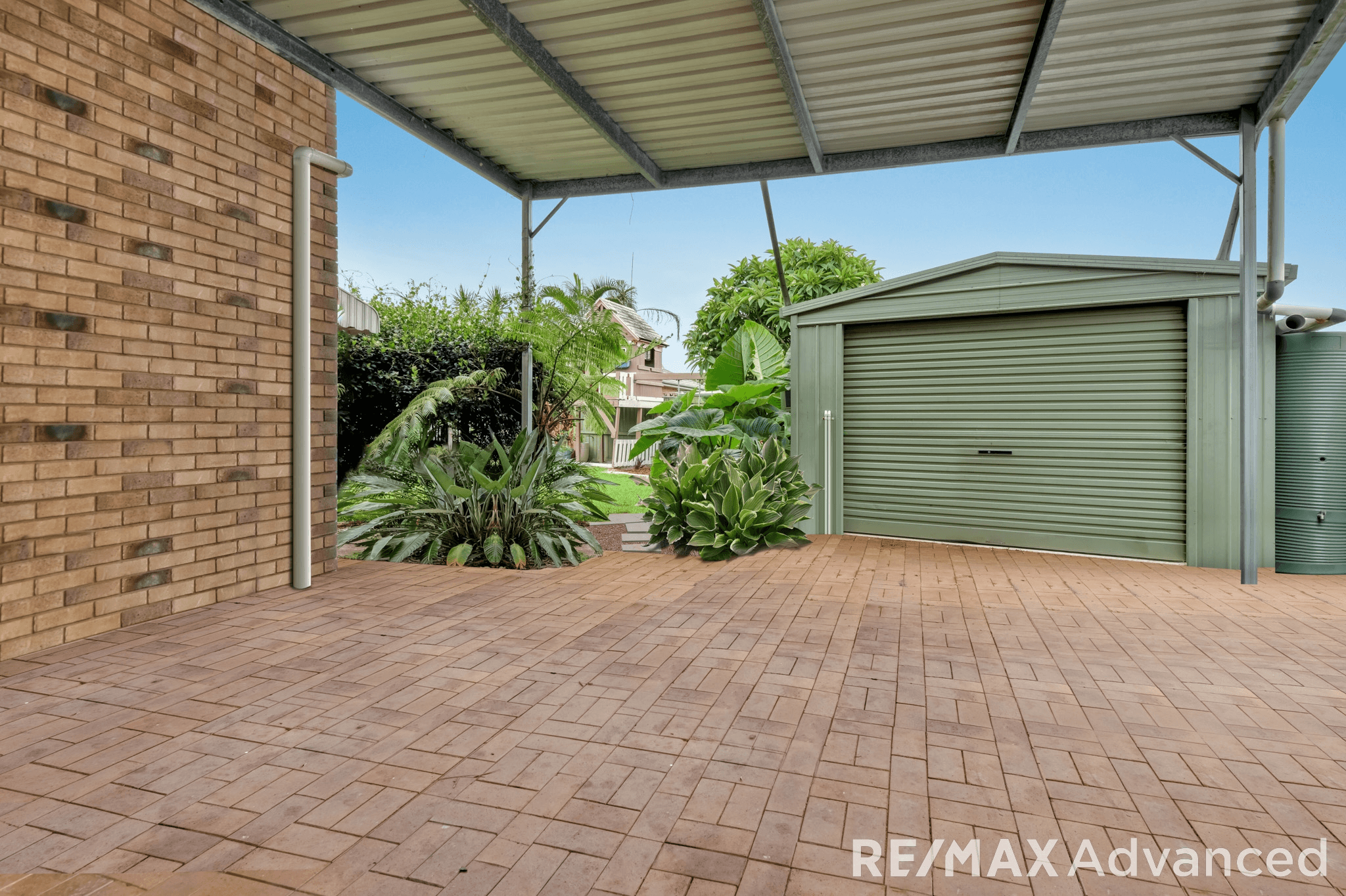 11 Kirk Place, Sandstone Point, QLD 4511