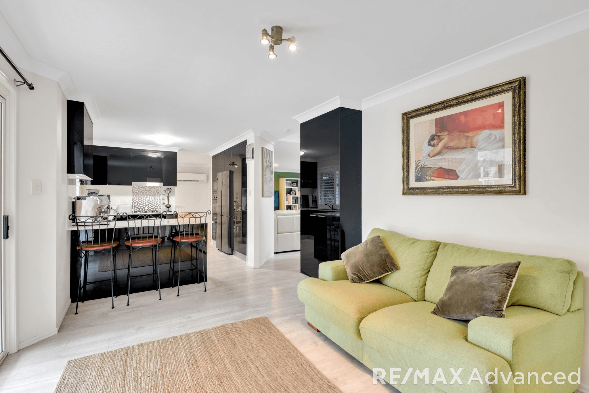 11 Kirk Place, Sandstone Point, QLD 4511