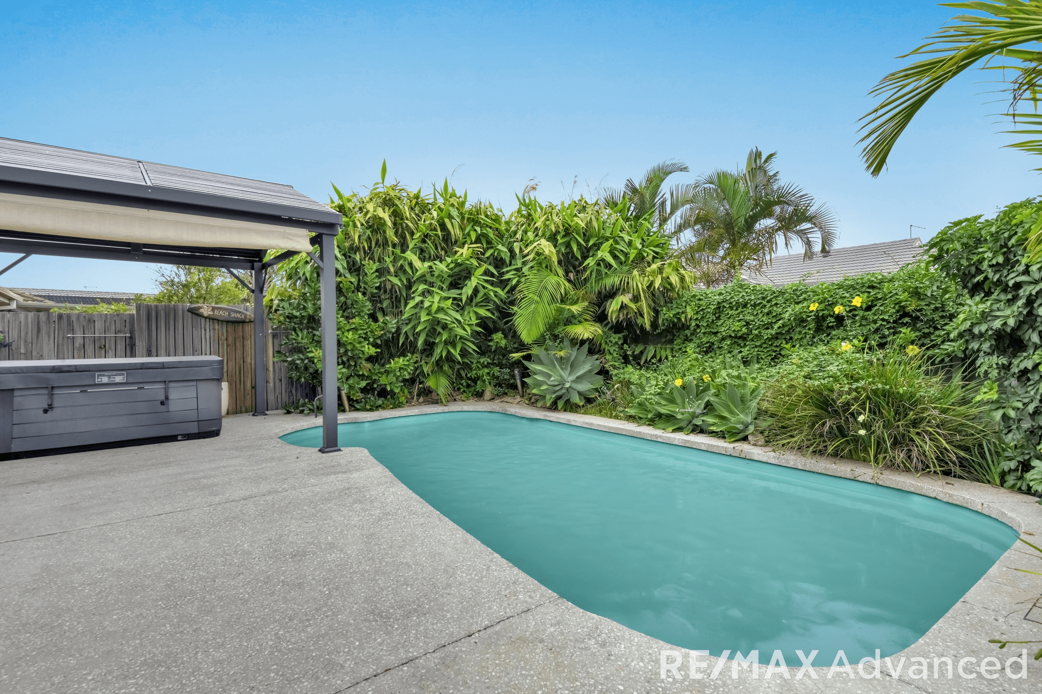 11 Kirk Place, Sandstone Point, QLD 4511