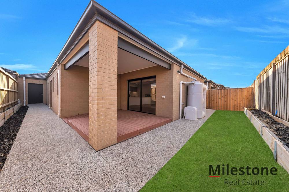 31 Skyline Road, FRASER RISE, VIC 3336