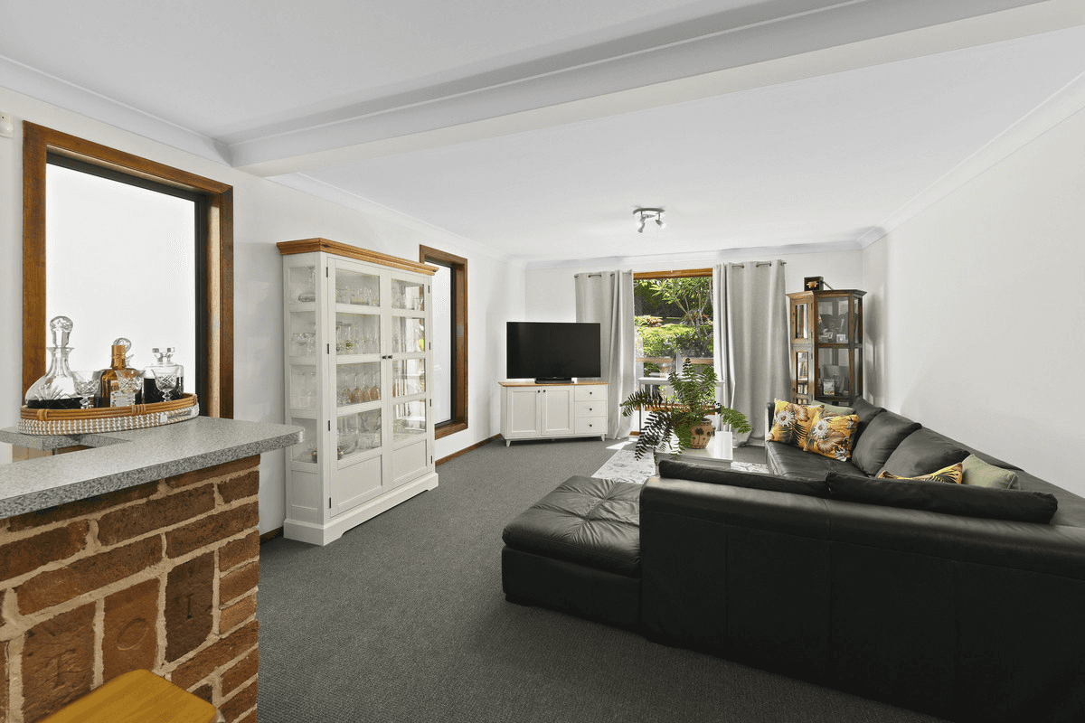 6 Cypress Avenue, Port Macquarie, NSW 2444