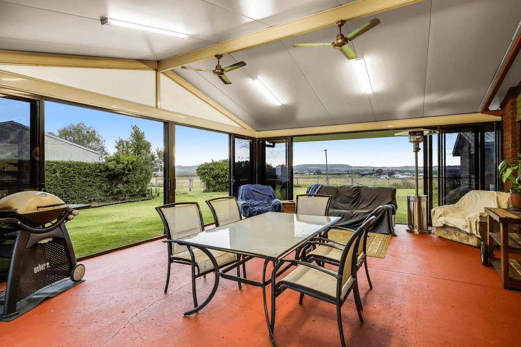 349 Wyreema-Cambooya Road, CAMBOOYA, QLD 4358