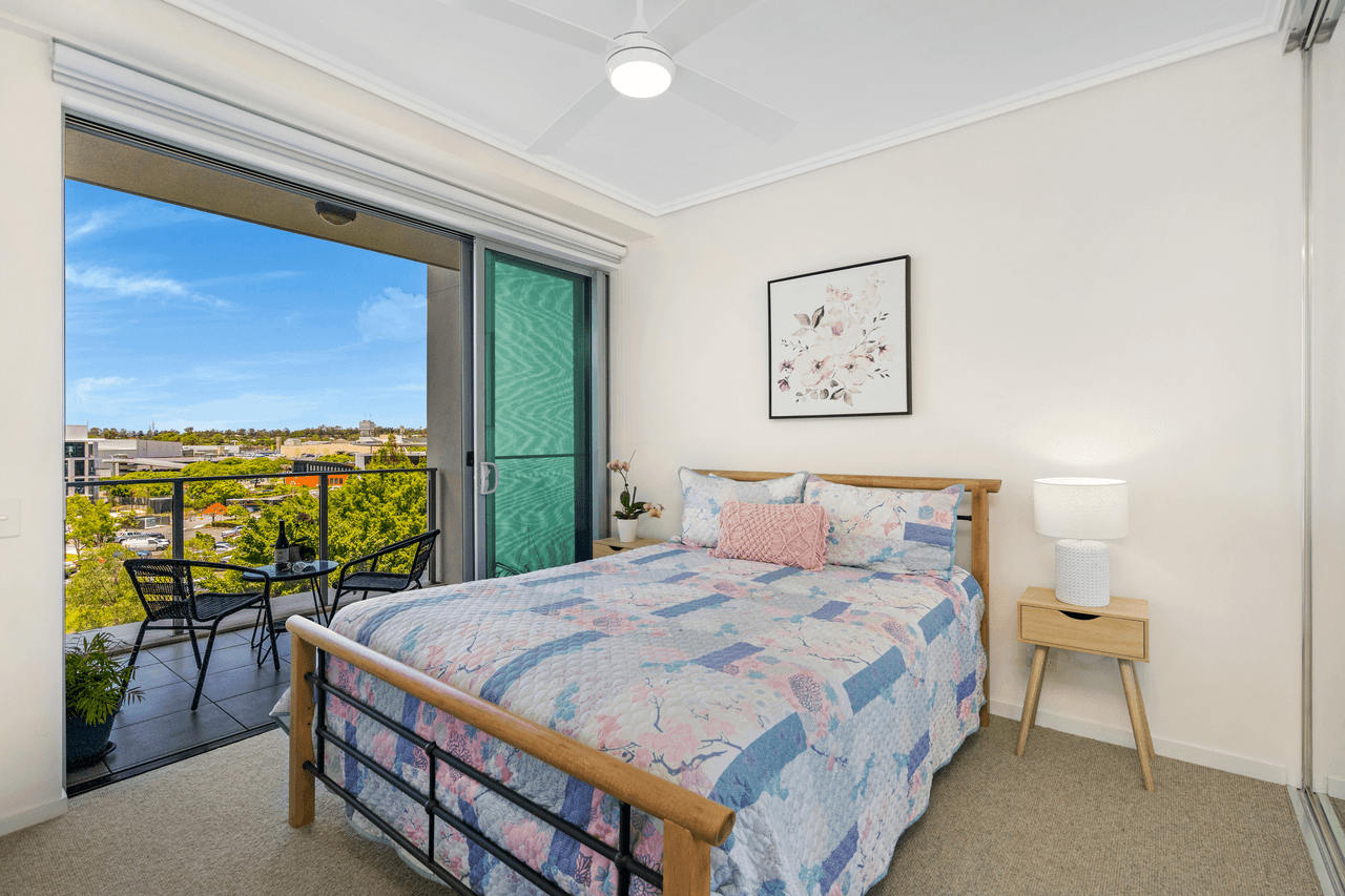 120/2-4 Riverwalk Avenue, ROBINA, QLD 4226