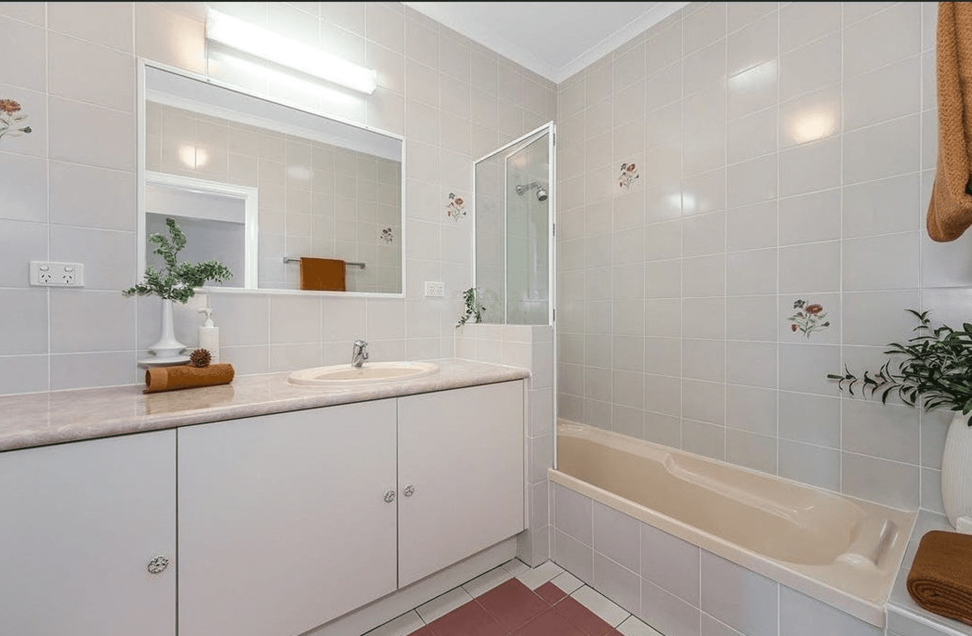 4 Nosworthy Close, CHERMSIDE WEST, QLD 4032