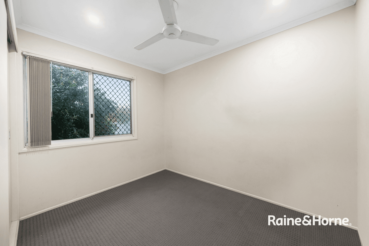 6 Strathallen Drive, BORONIA HEIGHTS, QLD 4124