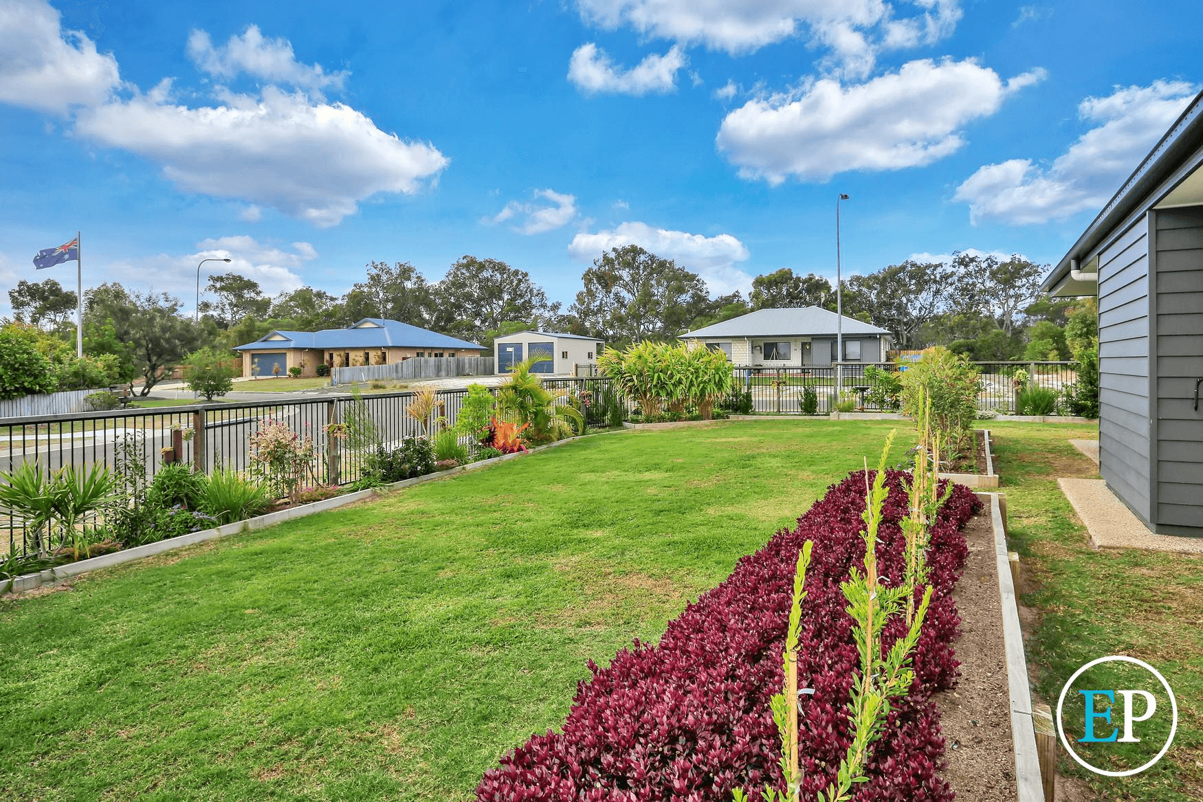 26 Ocean View Drive, WOODGATE, QLD 4660