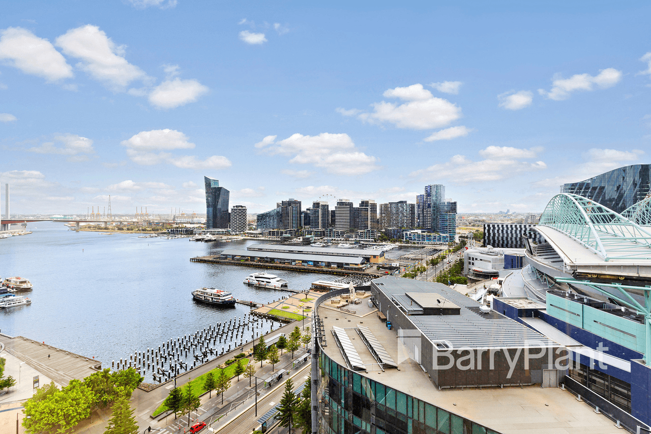 1811/100 Harbour Esplanade Street, Docklands, VIC 3008