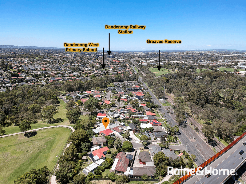 5 Rolex Court, NOBLE PARK, VIC 3174